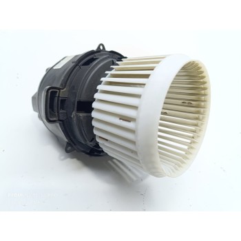 Recambio de ventilador calefaccion para renault captur ii intens referencia OEM IAM 272104788R  