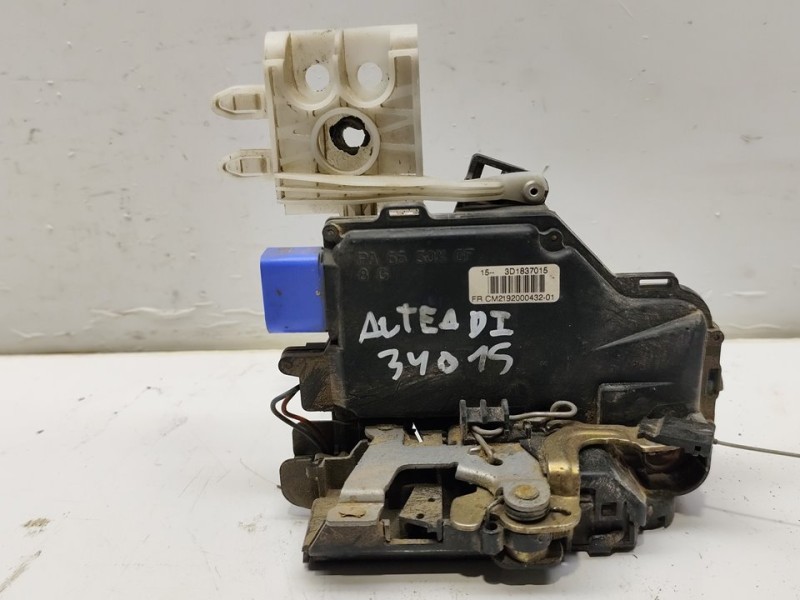 Recambio de cerradura puerta delantera izquierda para seat altea (5p1) arena referencia OEM IAM 3D1837015  
