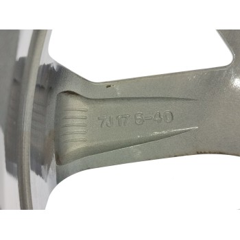 Recambio de llanta para renault kadjar life referencia OEM IAM 403004615R  