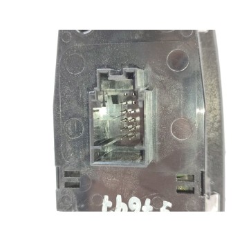 Recambio de mando elevalunas delantero izquierdo para bmw serie 1 lim. (f20) 116d referencia OEM IAM 9208109  