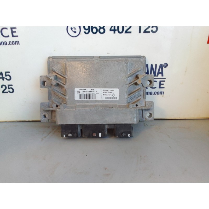 Recambio de centralita motor uce para dacia sandero ambiance referencia OEM IAM 8200672654  