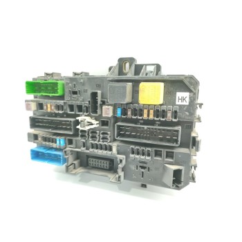 Recambio de caja reles / fusibles para opel astra h berlina cosmo referencia OEM IAM 13206762HK  