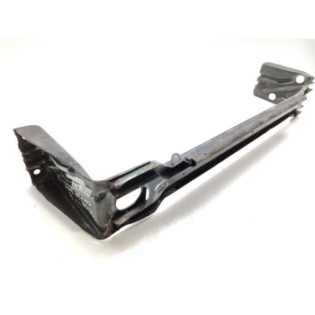 Recambio de travesaño inferior para chrysler 300 c 3.0 crd referencia OEM IAM 5065240AE  