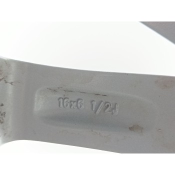 Recambio de llanta para toyota verso advance referencia OEM IAM 426110F180  