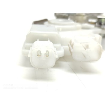 Recambio de cerradura puerta lateral izquierda para dacia dokker essential referencia OEM IAM 826713570R  