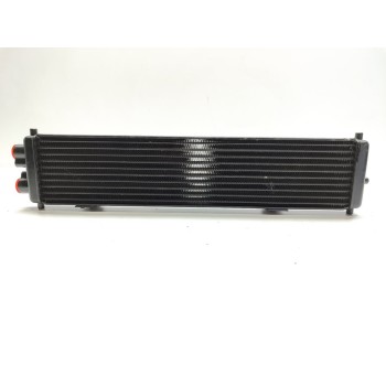 Recambio de radiador caja cambios para maserati levante diesel referencia OEM IAM 670009824  