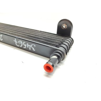 Recambio de radiador aceite para maserati levante diesel referencia OEM IAM 670030735  