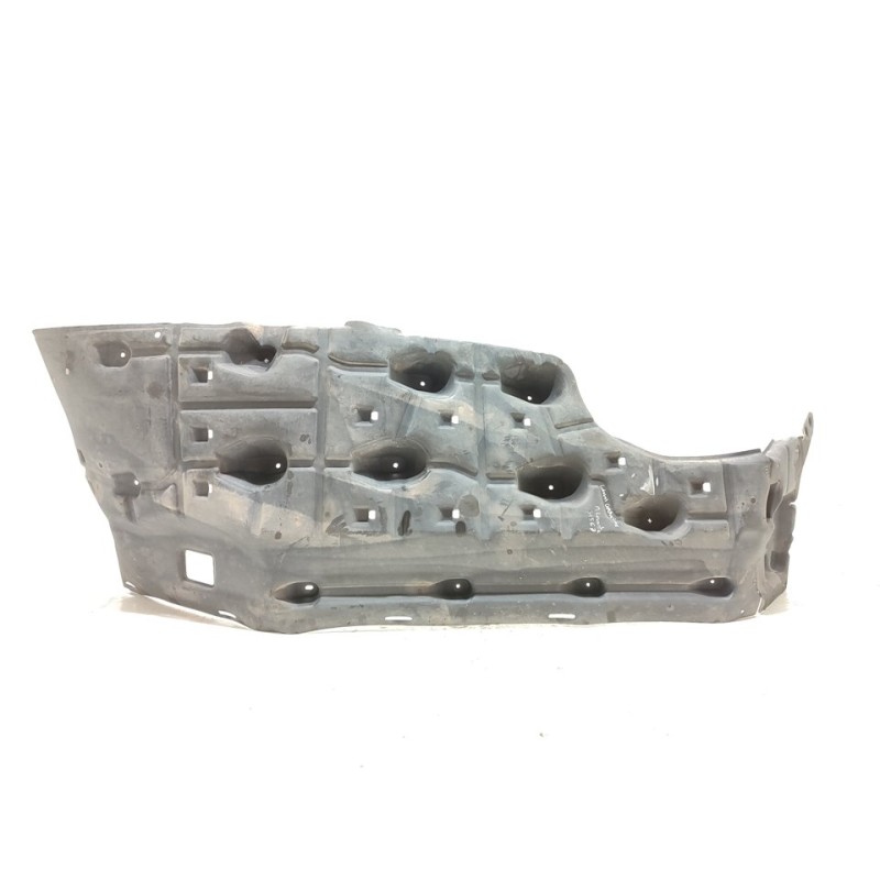 Recambio de cubrecarter para maserati levante diesel referencia OEM IAM 670032423SX  