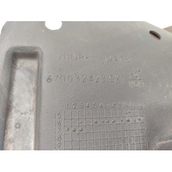 Recambio de cubrecarter para maserati levante diesel referencia OEM IAM 670032423SX  