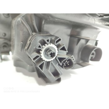 Recambio de faro derecho para toyota rav 4 active referencia OEM IAM   