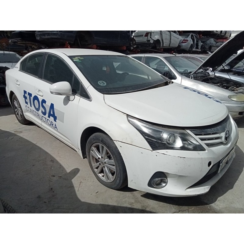 toyota avensis (t27) del año 2012