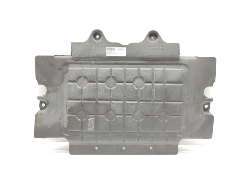 Recambio de cubrecarter para maserati levante diesel referencia OEM IAM 670032848  