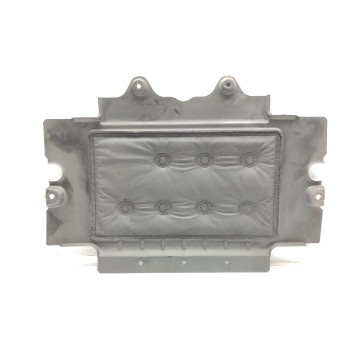 Recambio de cubrecarter para maserati levante diesel referencia OEM IAM 670032848  