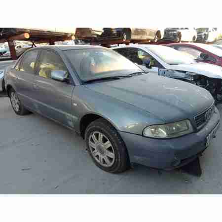 AUDI A4 BERLINA (B5)
