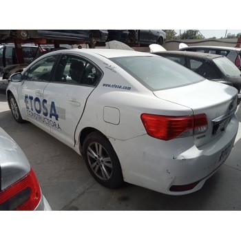 toyota avensis (t27) del año 2012