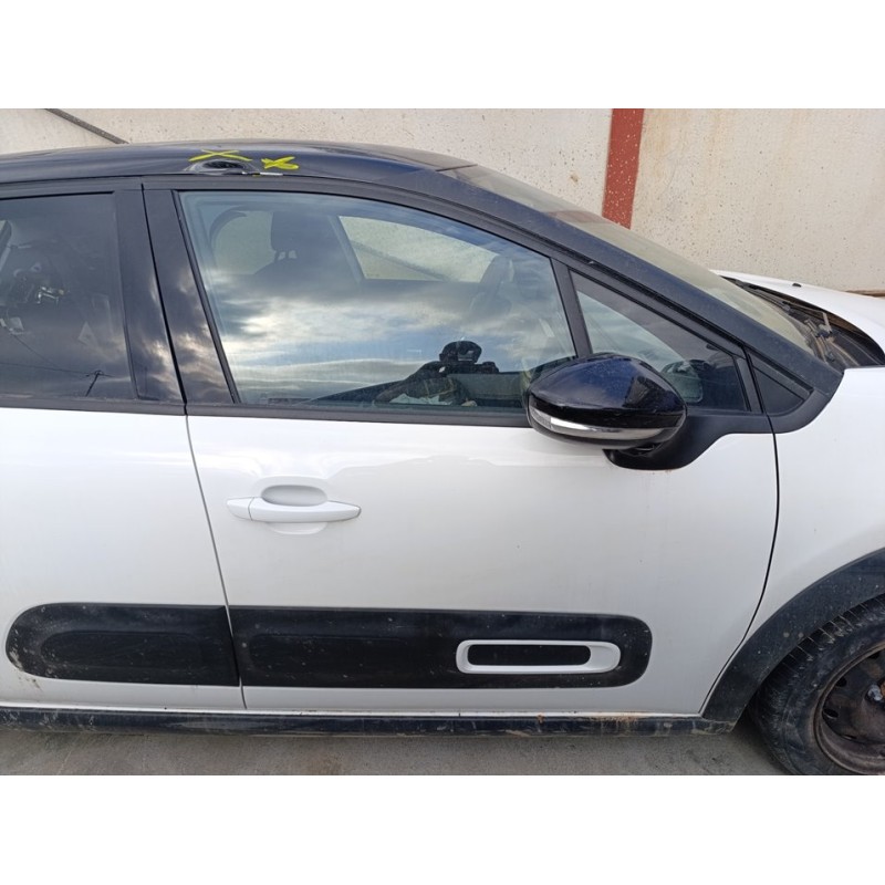 Recambio de puerta delantera derecha para citroën c3 live referencia OEM IAM 9812674180  