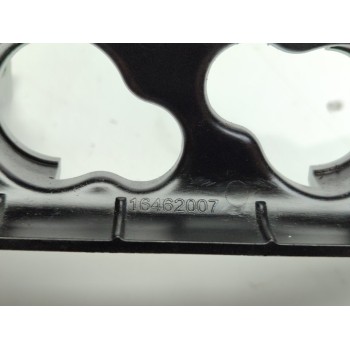 Recambio de soporte radiador para maserati levante diesel referencia OEM IAM 673002765  