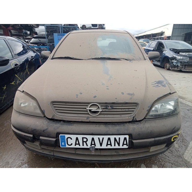 opel astra g berlina del año 2001