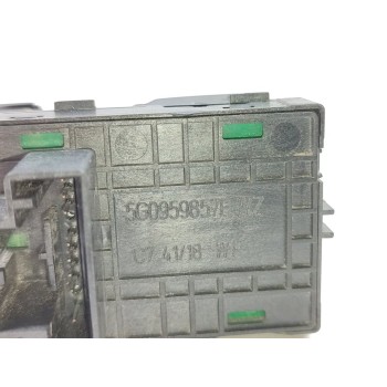 Recambio de mando elevalunas delantero izquierdo para volkswagen tiguan sport bmt referencia OEM IAM 5G0959857E  