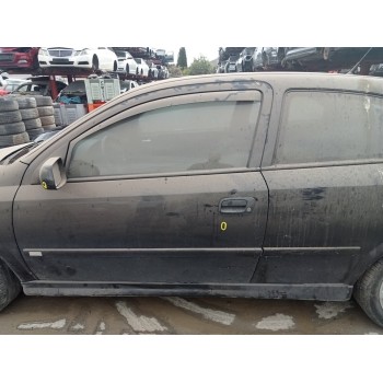 opel astra g berlina del año 2001