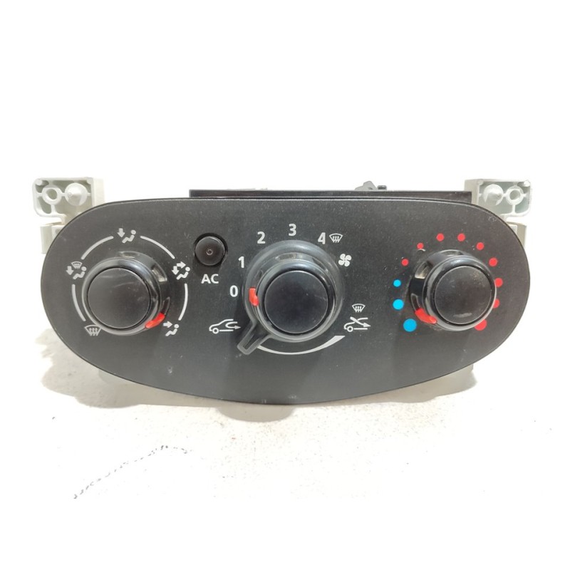 Recambio de mando calefaccion / aire acondicionado para dacia dokker ambiance referencia OEM IAM 275102784R  