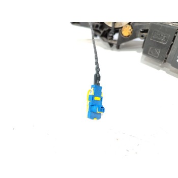 Recambio de mando luces para dacia dokker ambiance referencia OEM IAM 681728631R  