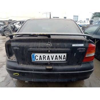 opel astra g berlina del año 2001