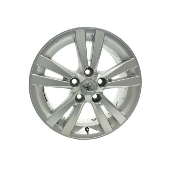 Recambio de llanta para toyota avensis (t27) active referencia OEM IAM 4261105330  