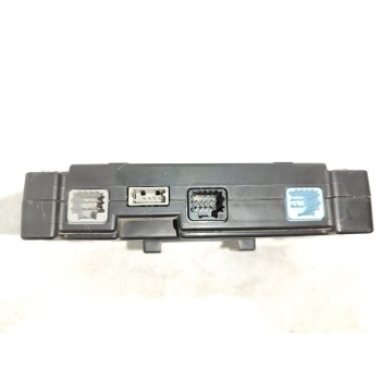 Recambio de modulo electronico para renault megane iii berlina 5 p dynamique referencia OEM IAM 280240001R  