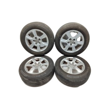 Recambio de juego llantas para audi a4 ber. (b8) e referencia OEM IAM 8K0601025AS  
