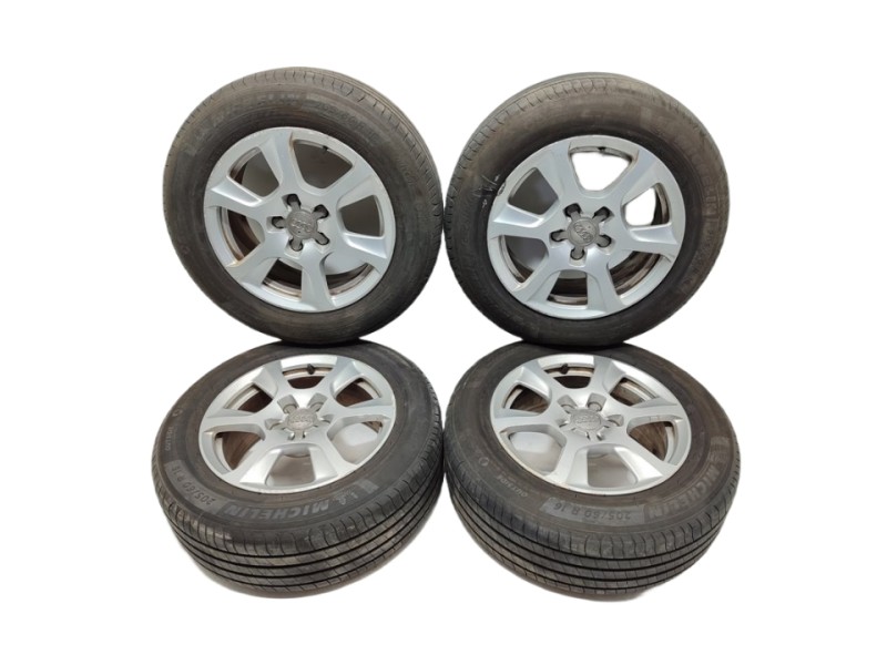 Recambio de juego llantas para audi a4 ber. (b8) e referencia OEM IAM 8K0601025AS  