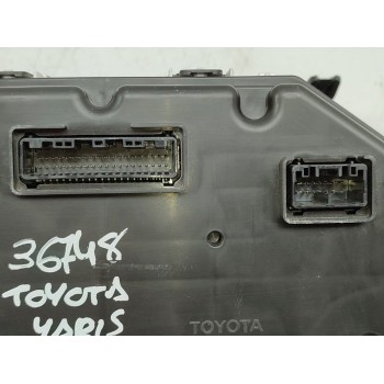 Recambio de cuadro instrumentos para toyota yaris active referencia OEM IAM 83800F5290  