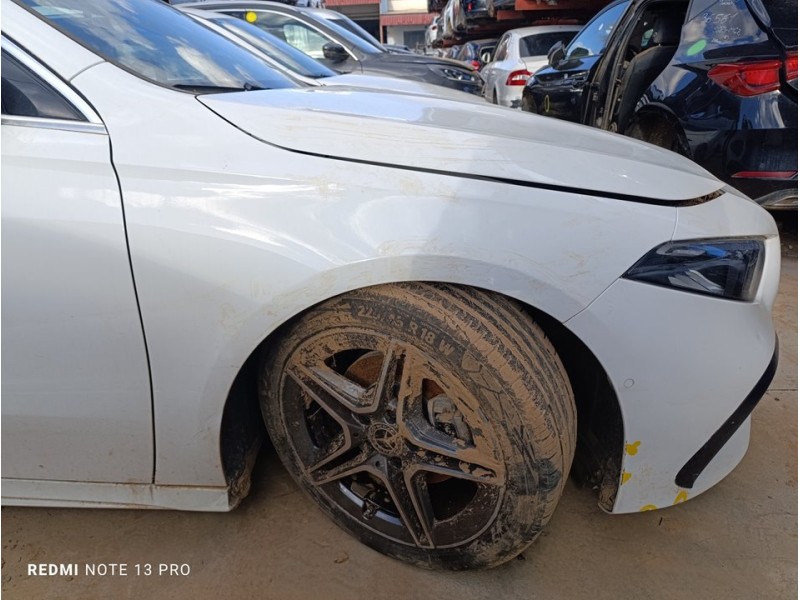 Recambio de aleta delantera derecha para mercedes-benz clase a (bm 177) a 180 (177.084) referencia OEM IAM A1778810600  