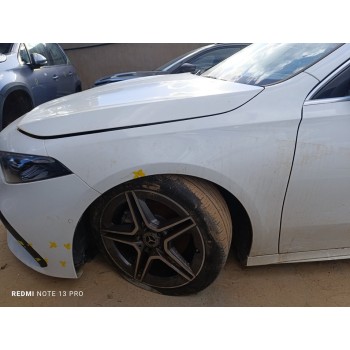 Recambio de aleta delantera izquierda para mercedes-benz clase a (bm 177) a 180 (177.084) referencia OEM IAM A1778810500  