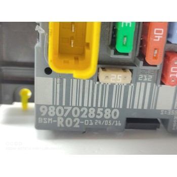 Recambio de modulo electronico para peugeot 5008 allure referencia OEM IAM 9807028580  