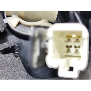 Recambio de piloto trasero derecho para toyota yaris active referencia OEM IAM 815500DB70  