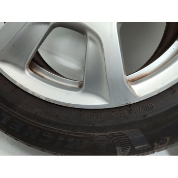 Recambio de juego llantas para audi a4 ber. (b8) e referencia OEM IAM 8K0601025AS  