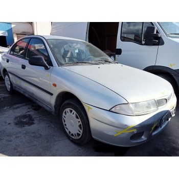 mitsubishi carisma berlina 4 (da0) del año 1998