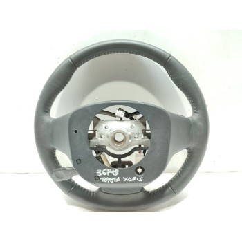 Recambio de volante para toyota yaris active referencia OEM IAM 451020D30024  