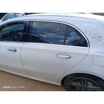 PUERTA TRASERA IZQUIERDA A1777301300 