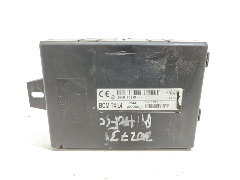Recambio de modulo electronico para renault trafic furgón l1h1 2,7t referencia OEM IAM 284B18533R  