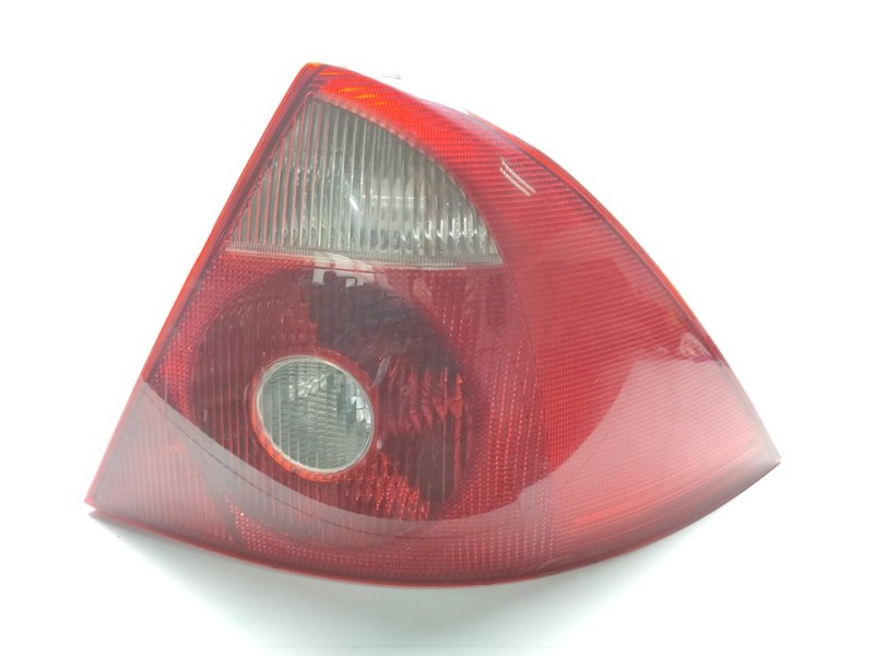 Recambio de piloto trasero derecho para ford mondeo berlina (ge) ambiente referencia OEM IAM 1371852  