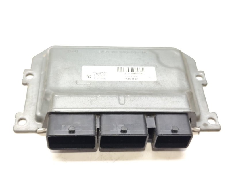 Recambio de centralita motor uce para renault clio iv business referencia OEM IAM 237108979R  