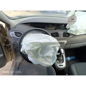 renault scenic iii del año 2015