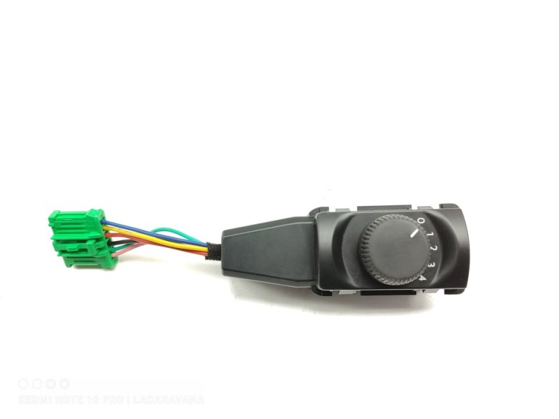 Recambio de interruptor para peugeot 5008 allure referencia OEM IAM 96846886XT  