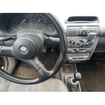 opel corsa b del año 1993