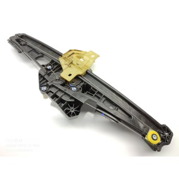 Recambio de elevalunas delantero derecho para renault captur ii intens referencia OEM IAM 807203293R  