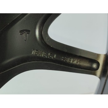 Recambio de llanta para tesla model 3 basis rwd referencia OEM IAM 134422100B  