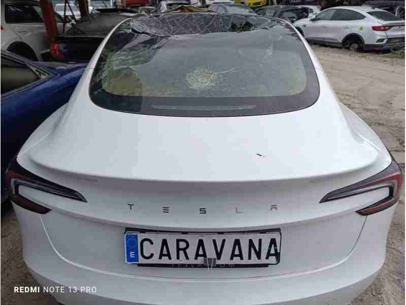 Recambio de porton trasero para tesla model 3 basis rwd referencia OEM IAM 1714928ECB  