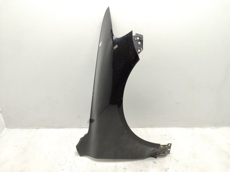 Recambio de aleta delantera derecha para volkswagen touareg (7la) tdi v10 referencia OEM IAM 7L6821102  